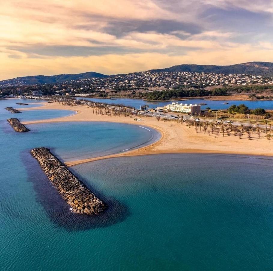 Le Venise 3 Etoiles Frejus Leilighet Saint Aygulf Eksteriør bilde